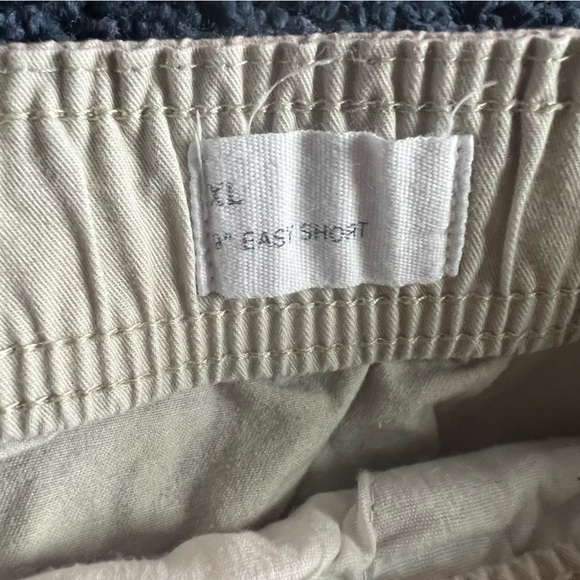 GAP Easy Shorts Cream Size XL 9 inch Summer Khaki - Picture 3 of 4